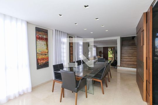 SALA de casa à venda com 4 quartos, 596m² em Estoril, Belo Horizonte