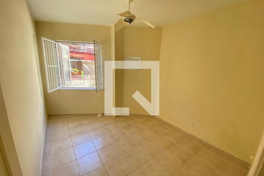Suíte de apartamento à venda com 2 quartos, 54m² em Méier, Rio de Janeiro
