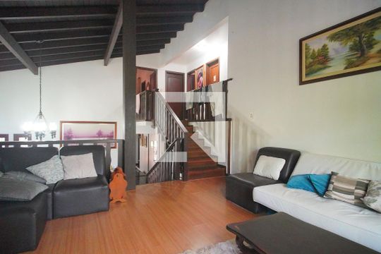 Sala de TV de casa à venda com 4 quartos, 307m² em Ideal, Novo Hamburgo