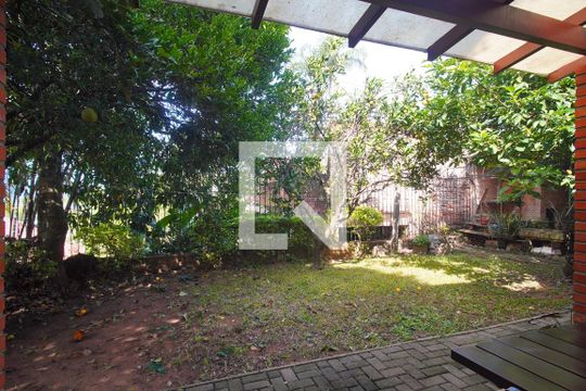 Jardim de casa à venda com 4 quartos, 307m² em Ideal, Novo Hamburgo
