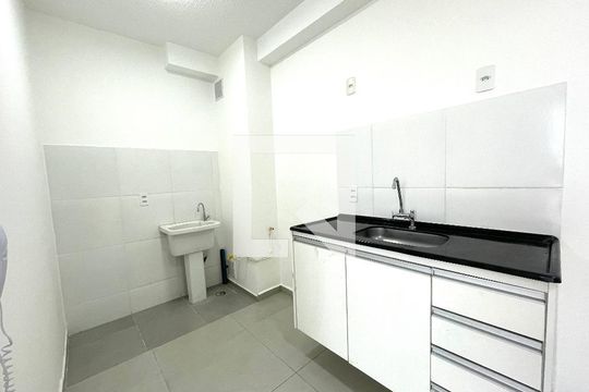 Sala/Cozinha de apartamento para alugar com 2 quartos, 36m² em Lapa, São Paulo