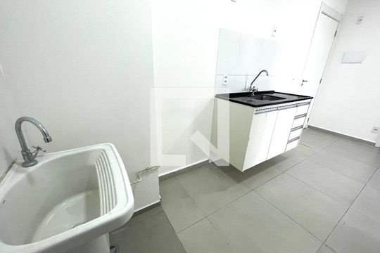 Sala/Cozinha de apartamento para alugar com 2 quartos, 36m² em Lapa, São Paulo