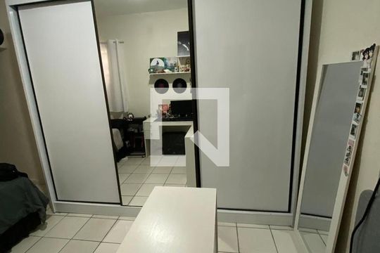 Quarto 2 de casa para alugar com 2 quartos, 75m² em Luz, São Paulo