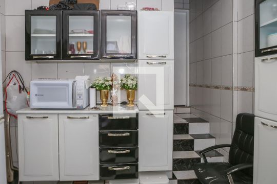 Cozinha de casa para alugar com 2 quartos, 75m² em Luz, São Paulo