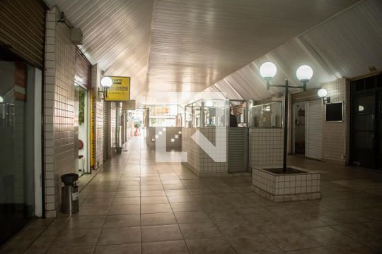 Área comum/Hall de entrada de apartamento à venda com 2 quartos, 43m² em Vila Monte Alegre, São Paulo