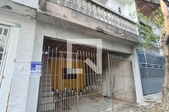 placa de casa de condomínio para alugar com 2 quartos, 125m² em Vila Nova Curuca, São Paulo