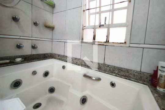 Banheiro Suíte de casa à venda com 3 quartos, 267m² em Parque Via Norte, Campinas