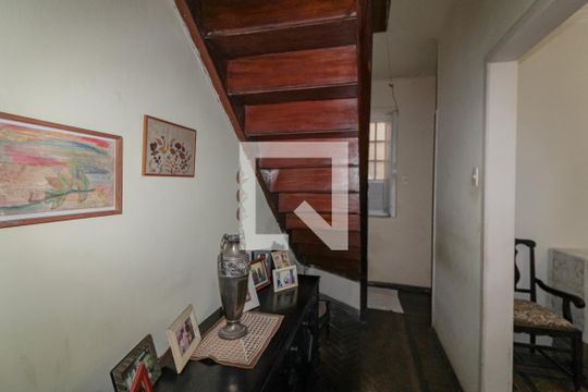 Escada de acesso Quartos de casa à venda com 5 quartos, 203m² em Botafogo, Rio de Janeiro