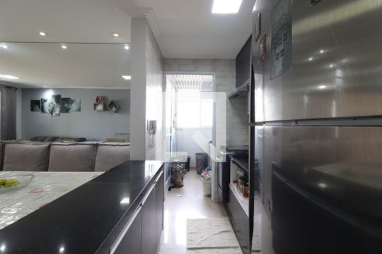 Cozinha de apartamento para alugar com 3 quartos, 65m² em Utinga, Santo André