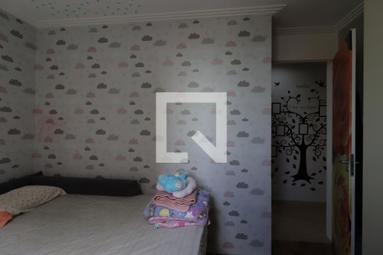 Quarto 2 de apartamento para alugar com 3 quartos, 65m² em Utinga, Santo André