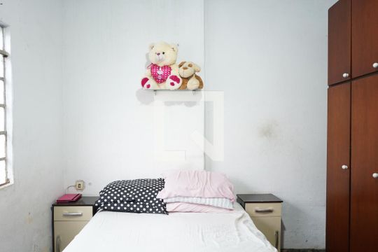 Quarto 1 de casa à venda com 2 quartos, 250m² em Água Rasa, São Paulo