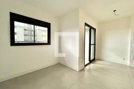Studio de kitnet/studio à venda com 1 quarto, 28m² em Chácara Inglesa, São Paulo