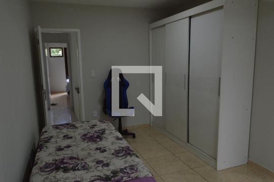 Quarto 1 de casa à venda com 2 quartos, 67m² em Curicica, Rio de Janeiro