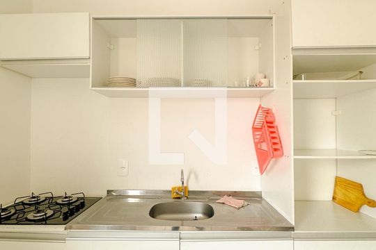 Cozinha de kitnet/studio para alugar com 1 quarto, 40m² em Daniela, Florianópolis