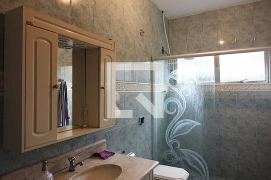 Banheiro Social de casa à venda com 2 quartos, 310m² em Jardim Santo Ignacio, São Bernardo do Campo