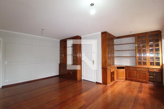 Sala de apartamento à venda com 3 quartos, 129m² em Vila Uberabinha, São Paulo