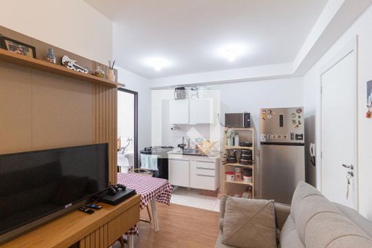 Apartamento à venda com 2 quartos, 37m² em Metalúrgicos, Osasco