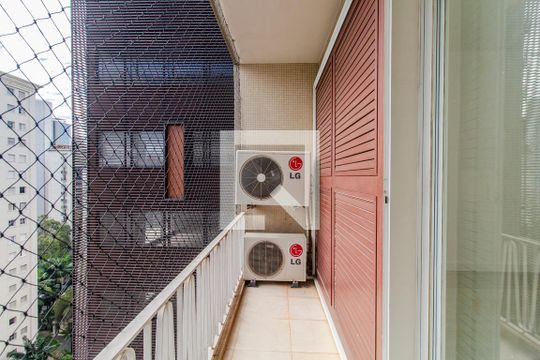 Varanda - Suíte 2 de apartamento à venda com 3 quartos, 280m² em Jardim Paulista, São Paulo