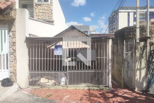 Fachada de casa para alugar com 1 quarto, 50m² em Santa Maria, São Caetano do Sul