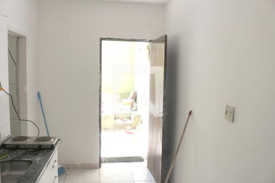 Cozinha de casa para alugar com 1 quarto, 50m² em Santa Maria, São Caetano do Sul