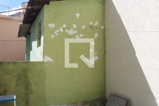 Área de Serviço de casa para alugar com 1 quarto, 50m² em Santa Maria, São Caetano do Sul