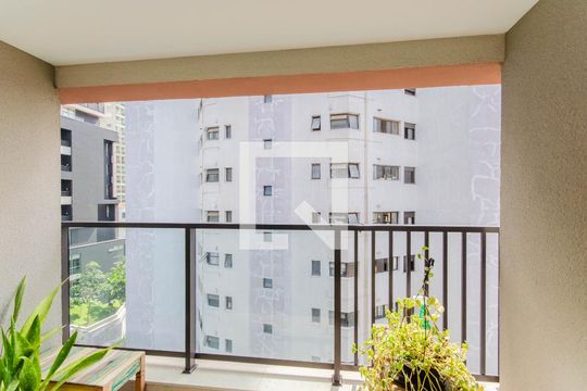 Varanda de kitnet/studio para alugar com 1 quarto, 25m² em Vila Mariana, São Paulo