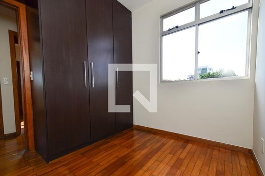 Quarto 2 de apartamento para alugar com 3 quartos, 70m² em Santa Cruz, Belo Horizonte