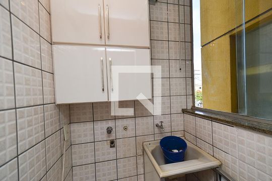 Área de Serviço de apartamento para alugar com 3 quartos, 70m² em Santa Cruz, Belo Horizonte