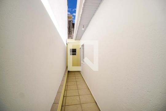 Área Externa de casa de condomínio para alugar com 2 quartos, 90m² em Cidade Mãe do Céu, São Paulo