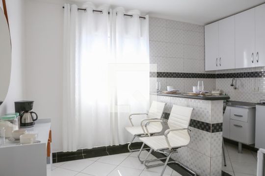 Sala de apartamento para alugar com 1 quarto, 40m² em Luz, São Paulo