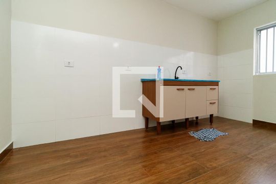 Cozinha de casa para alugar com 3 quartos, 200m² em Vila Gustavo, São Paulo