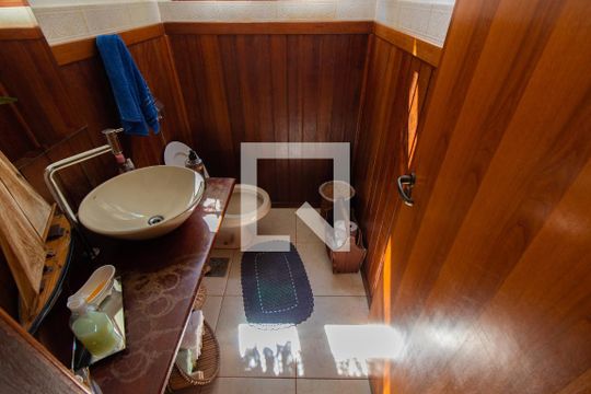 Lavabo  de casa de condomínio à venda com 4 quartos, 450m² em Residencial Barão do Café, Campinas