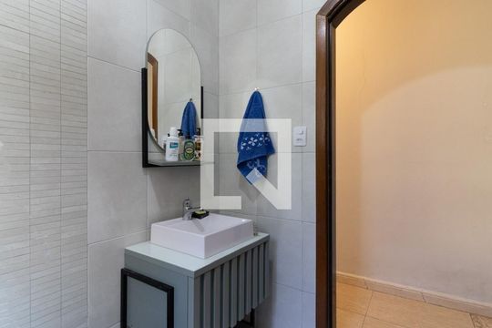 Lavabo de casa à venda com 3 quartos, 250m² em Jardim Aricanduva, São Paulo