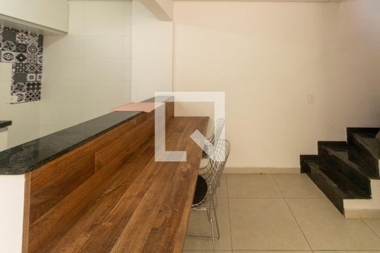Cozinha de casa de condomínio à venda com 2 quartos, 83m² em Vila Santa Clara, São Paulo