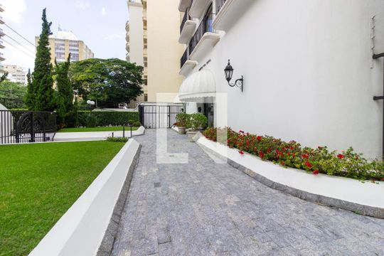 Área comum - Jardim de apartamento à venda com 3 quartos, 160m² em Cerqueira César, São Paulo