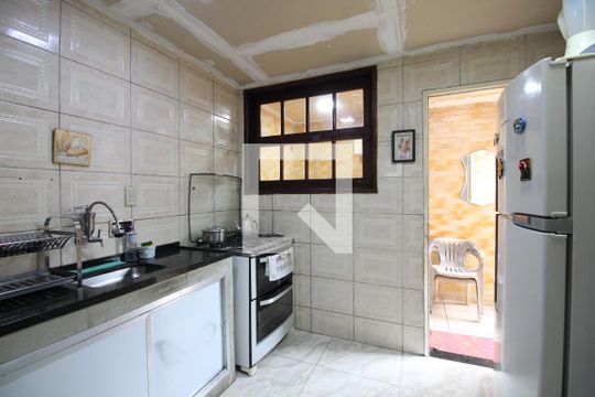Cozinha de casa à venda com 2 quartos, 90m² em Anil, Rio de Janeiro