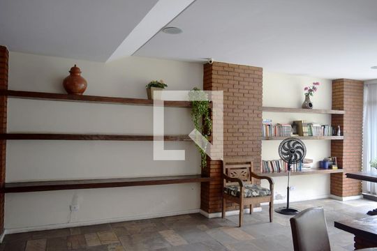 Área comum de apartamento à venda com 3 quartos, 114m² em Pinheiros, São Paulo