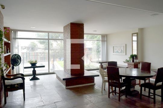 Área comum de apartamento à venda com 3 quartos, 114m² em Pinheiros, São Paulo