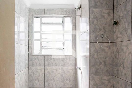 Banheiro de apartamento à venda com 2 quartos, 45m² em Conceição, Diadema