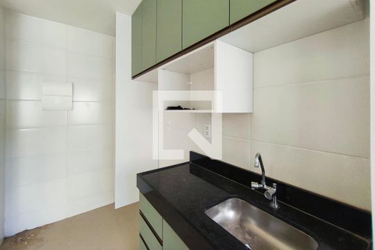 Cozinha de apartamento à venda com 1 quarto, 37m² em Jardim Nova Europa, Campinas