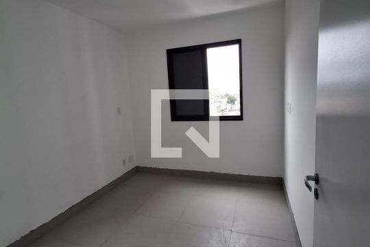 Quarto 2 de apartamento para alugar com 2 quartos, 35m² em Vila Itaim, São Paulo