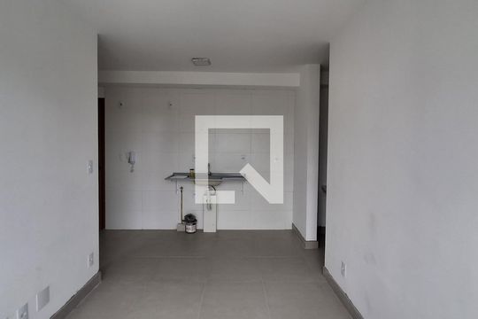 Cozinha de apartamento para alugar com 2 quartos, 35m² em Vila Itaim, São Paulo
