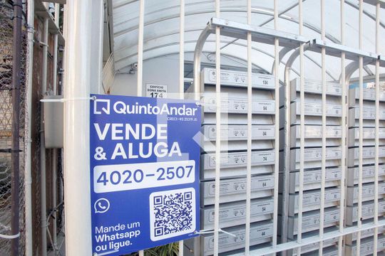 Plaquinha de apartamento à venda com 1 quarto, 56m² em Floresta, Porto Alegre