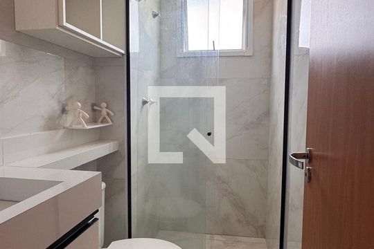 Banheiro de apartamento à venda com 2 quartos, 45m² em Fundacao da Casa Popular, Campinas