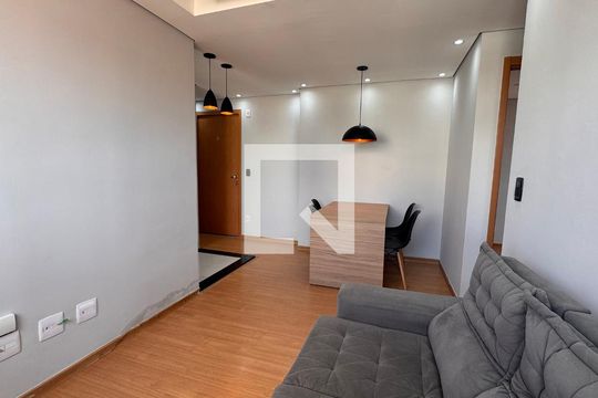 Sala de apartamento à venda com 2 quartos, 45m² em Fundacao da Casa Popular, Campinas