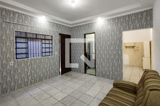 Sala de casa para alugar com 1 quarto, 95m² em Quietude, Praia Grande