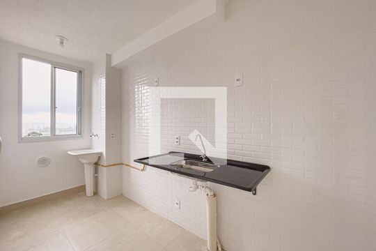 Cozinha de apartamento para alugar com 2 quartos, 39m² em Jardim America da Penha, São Paulo
