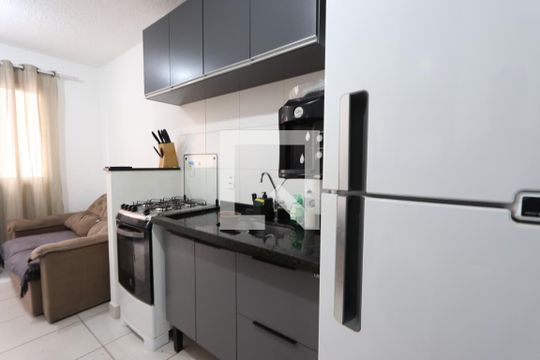 Cozinha de apartamento à venda com 2 quartos, 34m² em Vila Ema, São Paulo