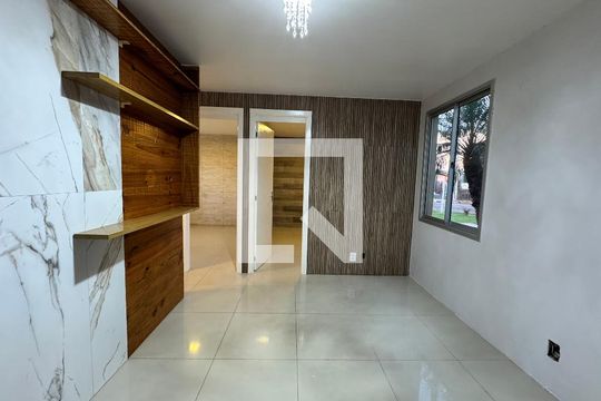 Sala de apartamento à venda com 2 quartos, 49m² em Campina, São Leopoldo