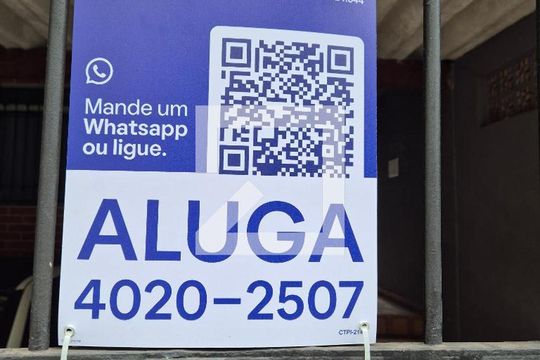 plaquinha de casa para alugar com 2 quartos, 42m² em Jardim do Estádio, Santo André